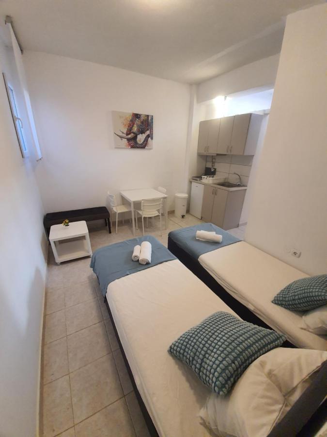 נאוס מרמרס Sunset_Apartments Only 15 Meters From The Sea מראה חיצוני תמונה