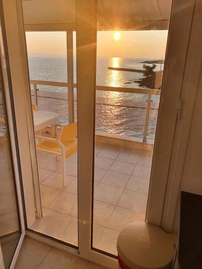 נאוס מרמרס Sunset_Apartments Only 15 Meters From The Sea מראה חיצוני תמונה